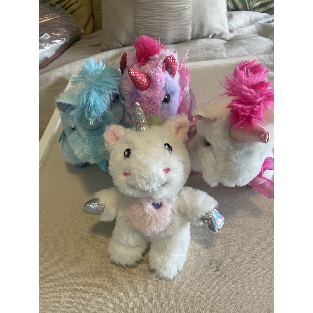 Lot Of‎ 4 Small Unicorn Plush Glitter Shiny Rainbow Multicolor Wings Cute Kawaii
